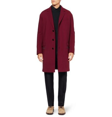 L'objet du délit : Le manteau oversize Lanvin...