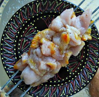 Brochettes de poulet à la berbère & purée d'aubergines