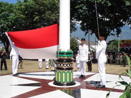 Pengibaranbenderasangmerahputih