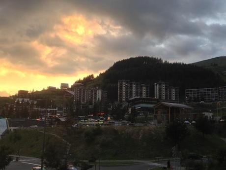 Le soleil se couche aussi dans les Alpes...