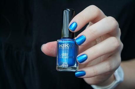 Kiko 434 Psychedelic Blue test swatch avis - Dark Heroine