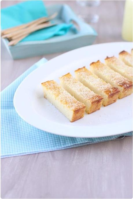 Gâteau de semoule et polenta au rhum et zestes de citron vert