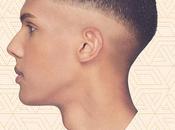 Stromae Racine Carrée passe inaperçue.