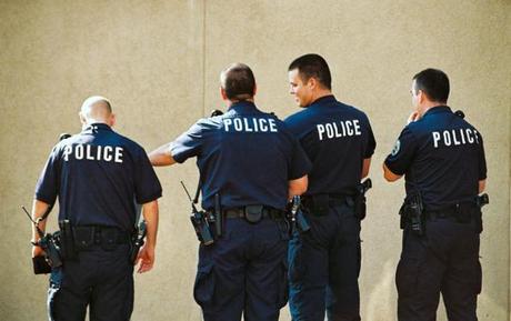 Vitrolles: un commando vole des produits Apple (iPhone, iPad...)