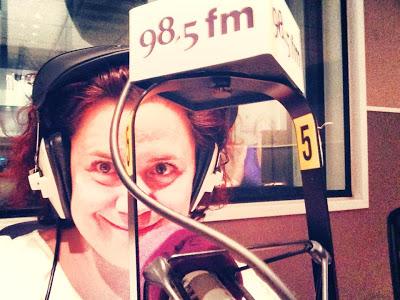 Mamanbooh relève de nouveaux défis professionnels, à la radio...