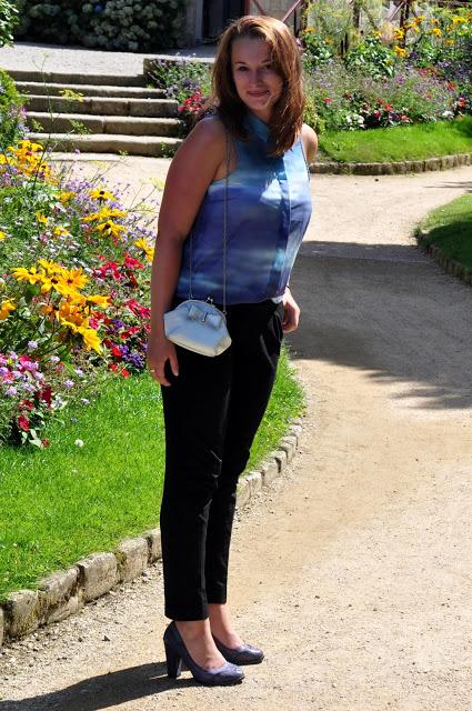 Tête dans les nuages