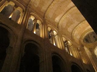 Conques (3/3) : l'église abbatiale de nuit