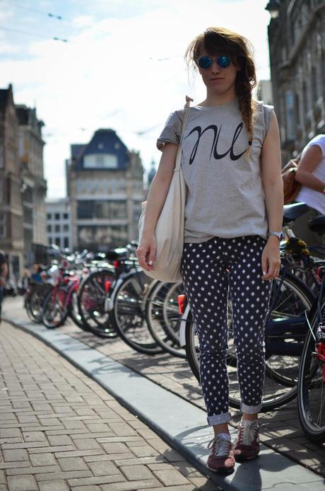 Image and video hosting by TinyPic