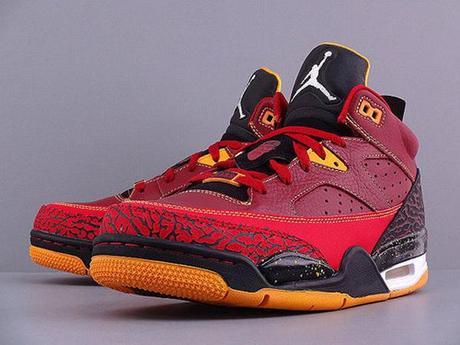 air-jordan-son-of-mars-low-team-red-black-university-gold-1