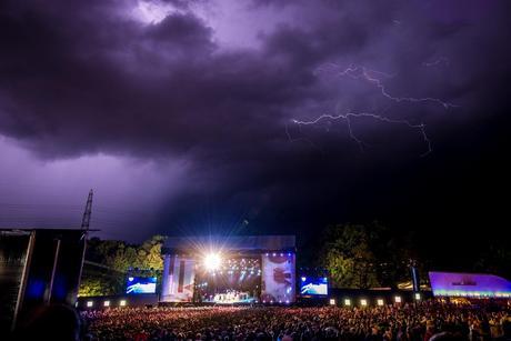 Like a Hurricane - Neil Young à Paléo 2013