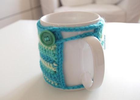 DIY Cozy Mug Couvre tasse crochet par CocoFlower- www.cocoflower.net