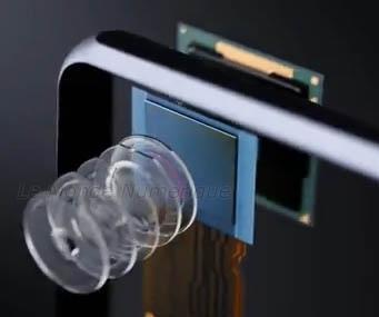 IFA 2013 : Sony dévoile le smartphone Xperia Z1