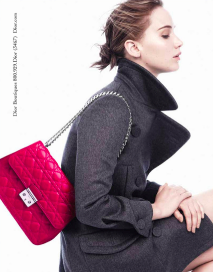 La nouvelle campagne pour le sac Miss Dior avec Jennifer Lawrence...