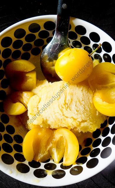 Sorbet à la mirabelle / Mirabelle Sorbet Sorbet à la mirabelle / Mirabelle Sorbet