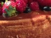 Gâteau fruits rouges caramel