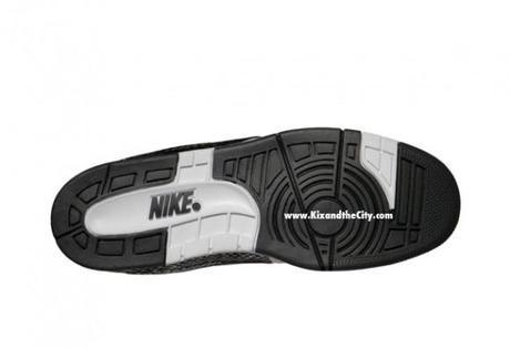 Nike Air Python SP White Metallic Silver nike-air-python-3