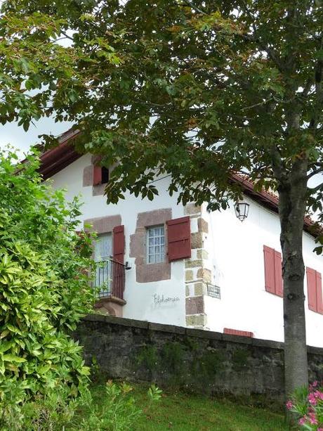 Les villages d'Ainhoa et Sare : rendez-vous en terre basque