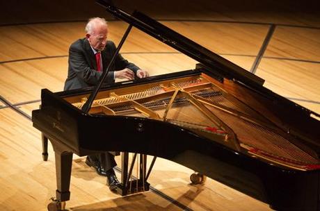 LUCERNE FESTIVAL 2013: RÉCITAL MAURIZIO POLLINI le 1er SEPTEMBRE 2013 (SCHÖNBERG, SCHUMANN, CHOPIN)