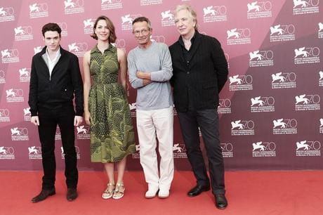 FLASH FLASH FIRST WEEK OF SEPTEMBER