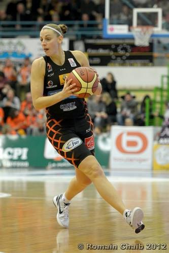 Cathy JOENS (Bourges) vs. Mondeville Romain CHAIB