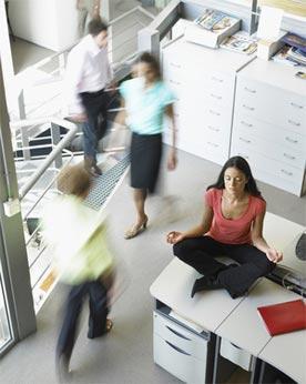 Suicides et stress au travail : public vs privé