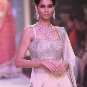 Bijoux indiens: les nouvelles tendances