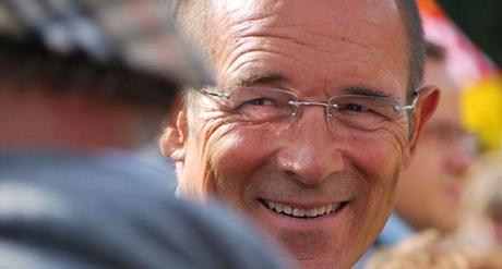 Alain-Le-Vern-quitte-ses-fonctions-politiques