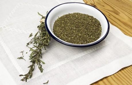 Zoom sur la Sarriette : herbe pour grillades Sarriette