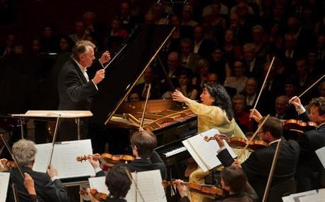 130907_SINFONIEKONZERT_18_cPKETTERER_LUCERNEFESTIVAL_03-lowres LUCERNE FESTIVAL 2013: Mariss JANSONS dirige le SYMPHONIEORCHESTER DES BAYERISCHEN RUNDFUNKS le 7 SEPTEMBRE 2013 (BEETHOVEN – BERLIOZ) avec Mitsuko UCHIDA (piano)