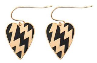 Les bijoux Alphabeta, maintenant dans l'e-shop. Avec humour et chic.