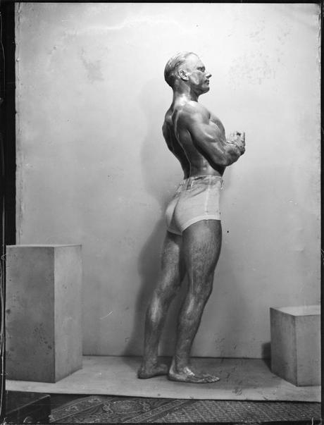 Portrait of strongman Don Athaldo, 1936, Powerhouse Museum Collection
