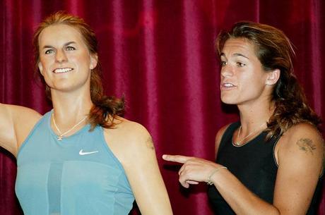 Les sportifs en statue de cire