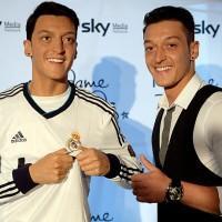 Les sportifs en statue de cire