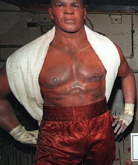 Les sportifs en statue de cire