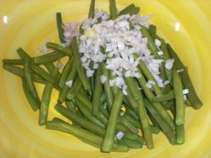 SALADE DE HARICOTS VERT AU BASILIC CIMG9960.JPG