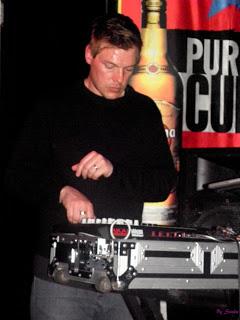 Dubmatix (15 avril 2013 - Le Quai'son - Nancy) / Rebel Massive (Echo Beach)