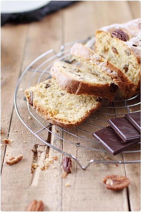 Brioche au sirop dérable, noix de pécan et raisins secs