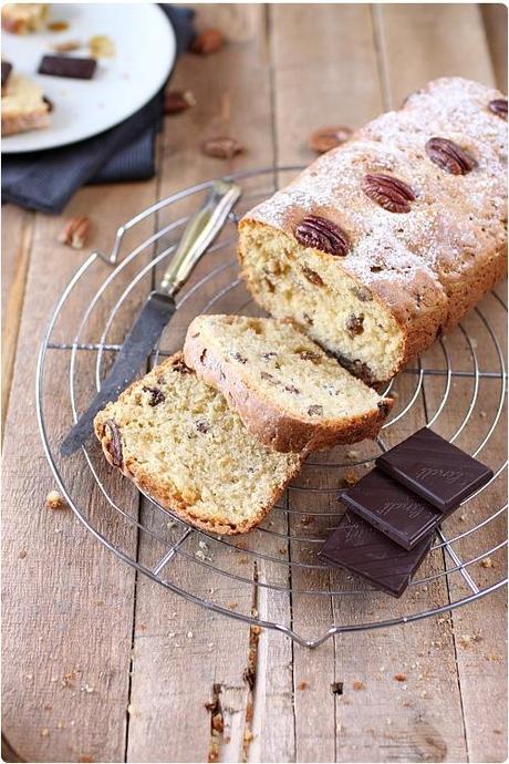 Brioche au sirop dérable, noix de pécan et raisins secs