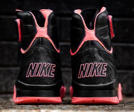 nike-air-shark-trainer-black-atomic-red-3