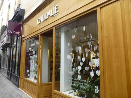 Caudalie s’offre une belle vitrine à Paris ! P1050027