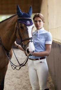 Mode-Gucci-signe-une-collection-dediee-a-l-equitation-et-a-Charlotte-Casiraghi_portrait_w674