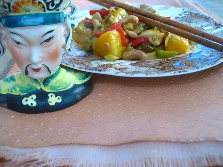 Poulet sauté  à la mangue