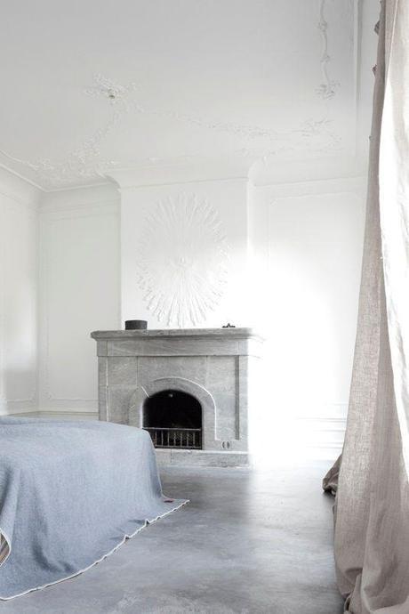 { Pour ou Contre } Une cheminée dans la chambre...? | www.decocrush.fr