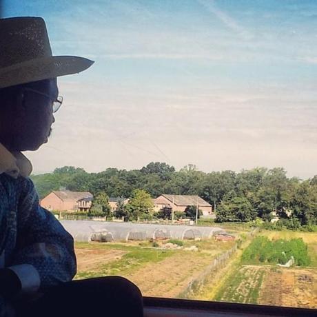 Gaga_one Par la fenêtre Gaga_one Par la fenêtre