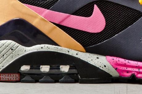 nike-air-max-terra-180-black-pink-foil-5