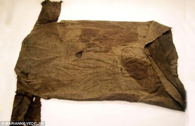 Une tunique vieille de 1700 ans découverte suite à la fonte des glaces