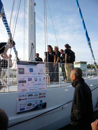 under-the-pole-equipage