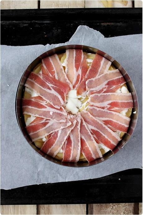 Gâteau de pommes de terre enlardé