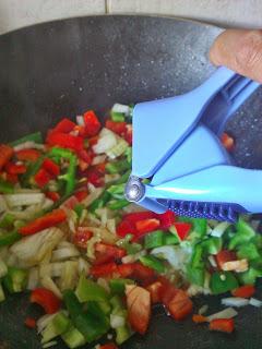 Il n'est pas encore trop tard pour cuisiner... la paella au poulet