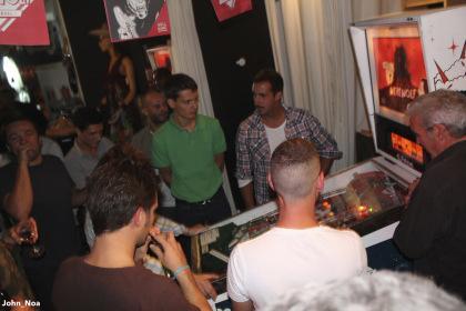 PINBALL CONTEST x FEIYUE x VICE x OOGIE LIFESTORE